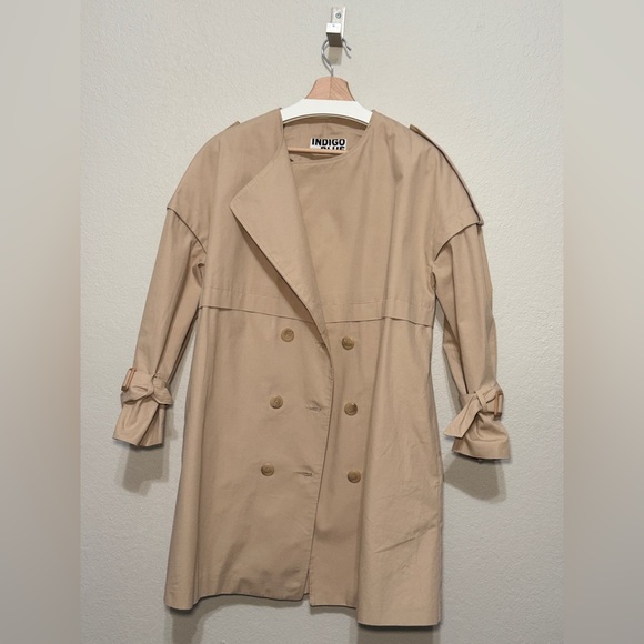 OVERSIZED TRENCH COAT - Picture 4 of 9